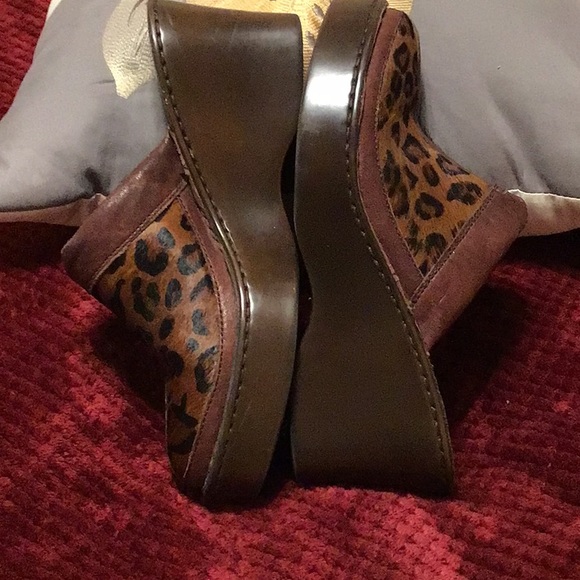 Ladies Born Mule Clogs - Picture 3 of 9